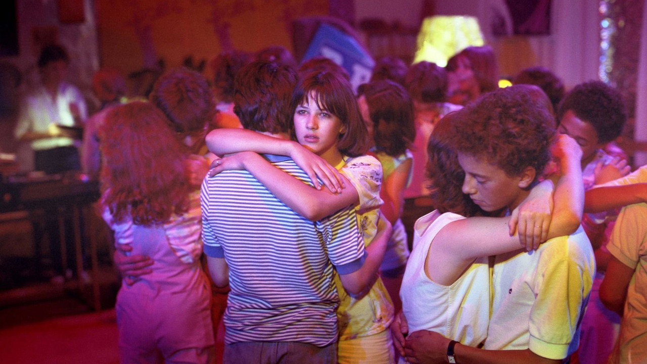 Download The Party (1980) Hindi Dubbed (ORG) & French BluRay 480p 720p 1080p